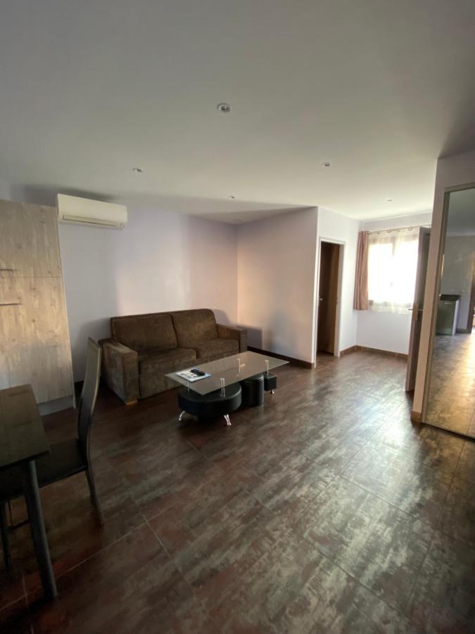 Domaine De La Tannerie Les Coulisses Appartement Prades  Buitenkant foto
