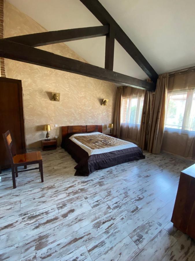 Domaine De La Tannerie Les Coulisses Appartement Prades  Buitenkant foto